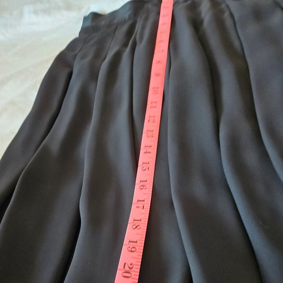 Liz Clairborne chiffon type pleated size 8 - Picture 10 of 11